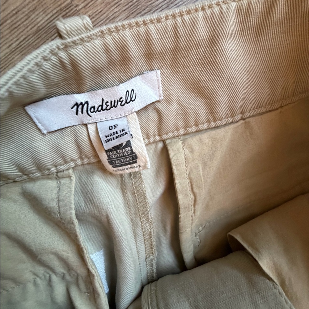 Madewell Petite Harlow Wide-Leg Pant in Vintage Khaki - Picture 8 of 10